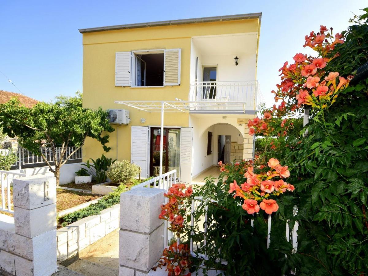 Holiday Home Lolita By Interhome Рачище Екстер'єр фото